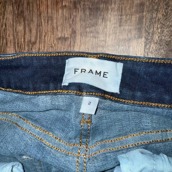 FRAME Le One Skinny Jeans - Picture 3 of 7